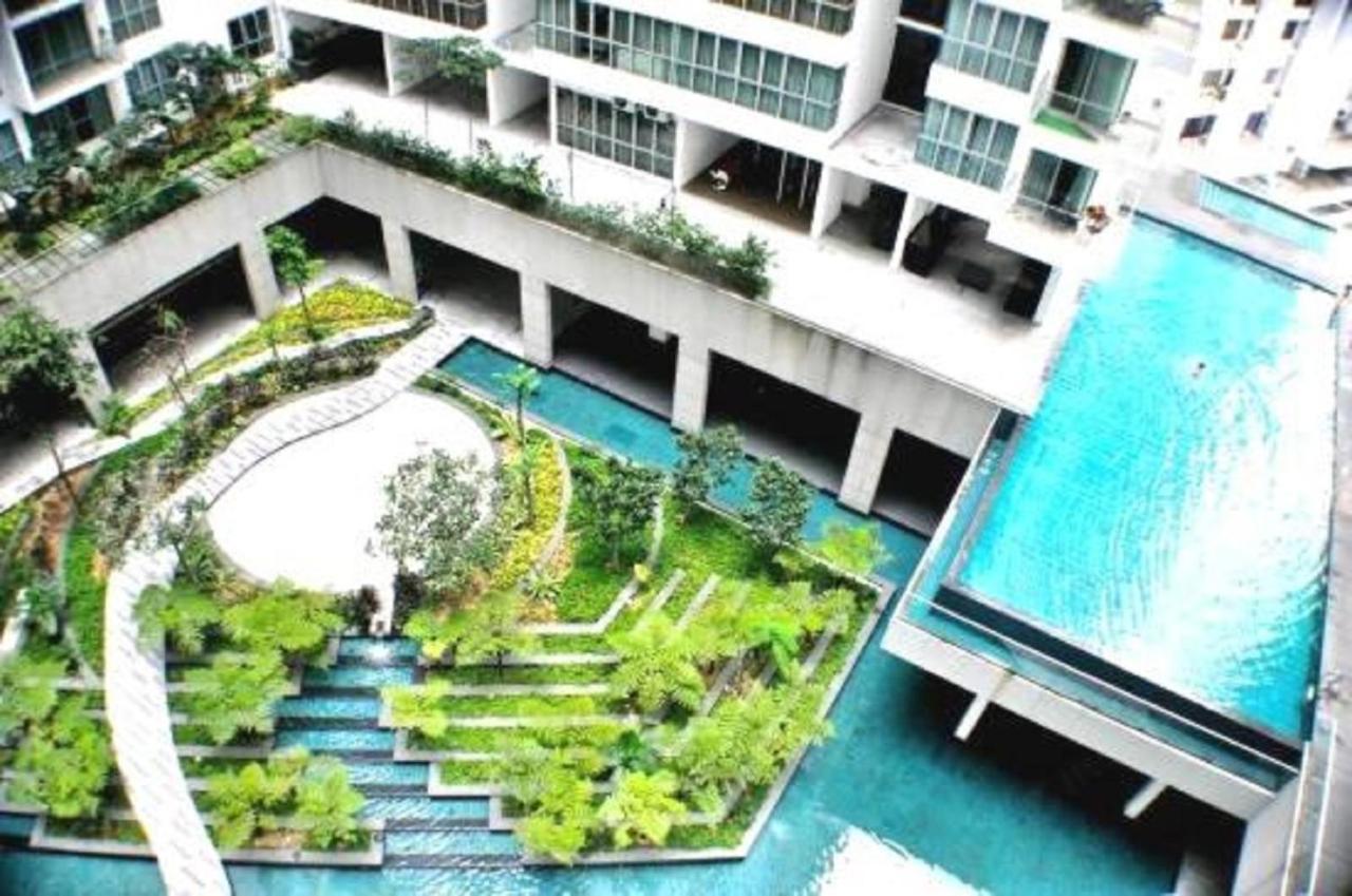 Regalia Skypool Klcc, Kuala Lumpur